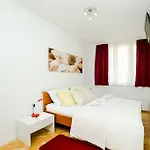 Apartment Big Look